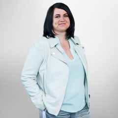  Dr. Michaela Adami-Schrott